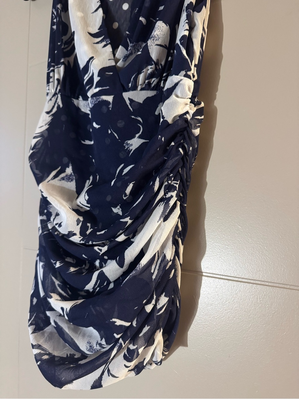 Navy and white pattern tank blouse - Picture 3 of 5